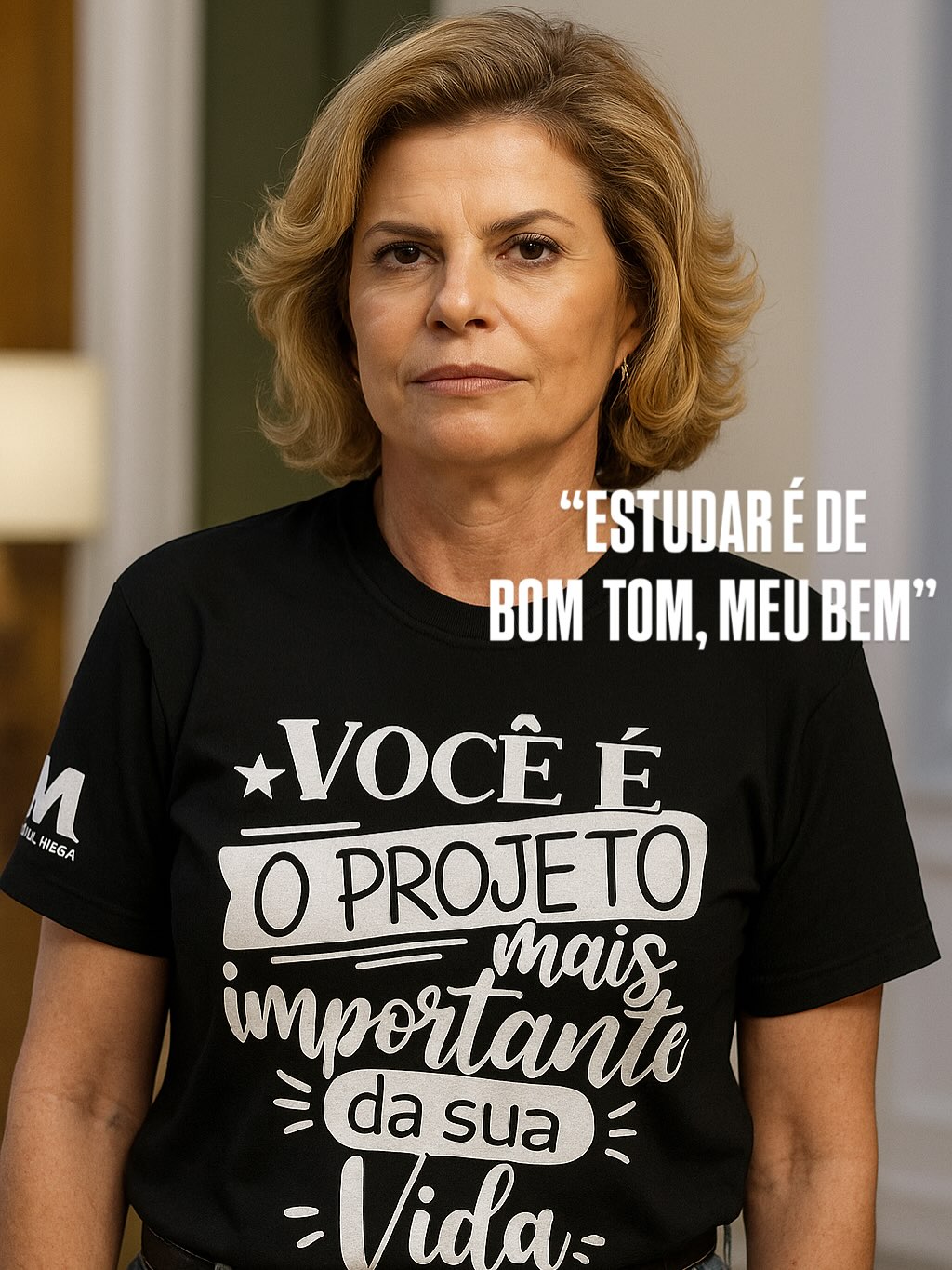 Professor explicando conteúdo em sala